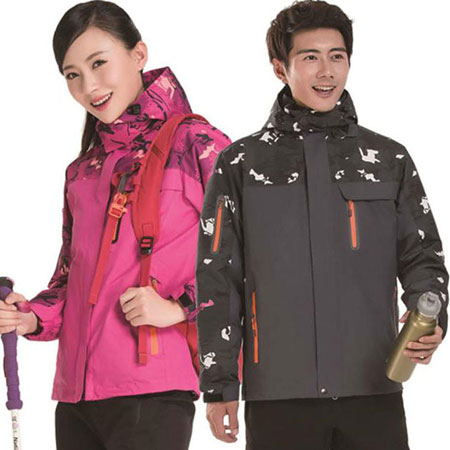 上半迷彩防寒保暖登山必备冲锋衣